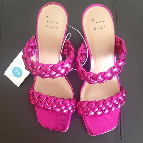 NWT- a new day Fuchsia Mules - Picture 6 of 9